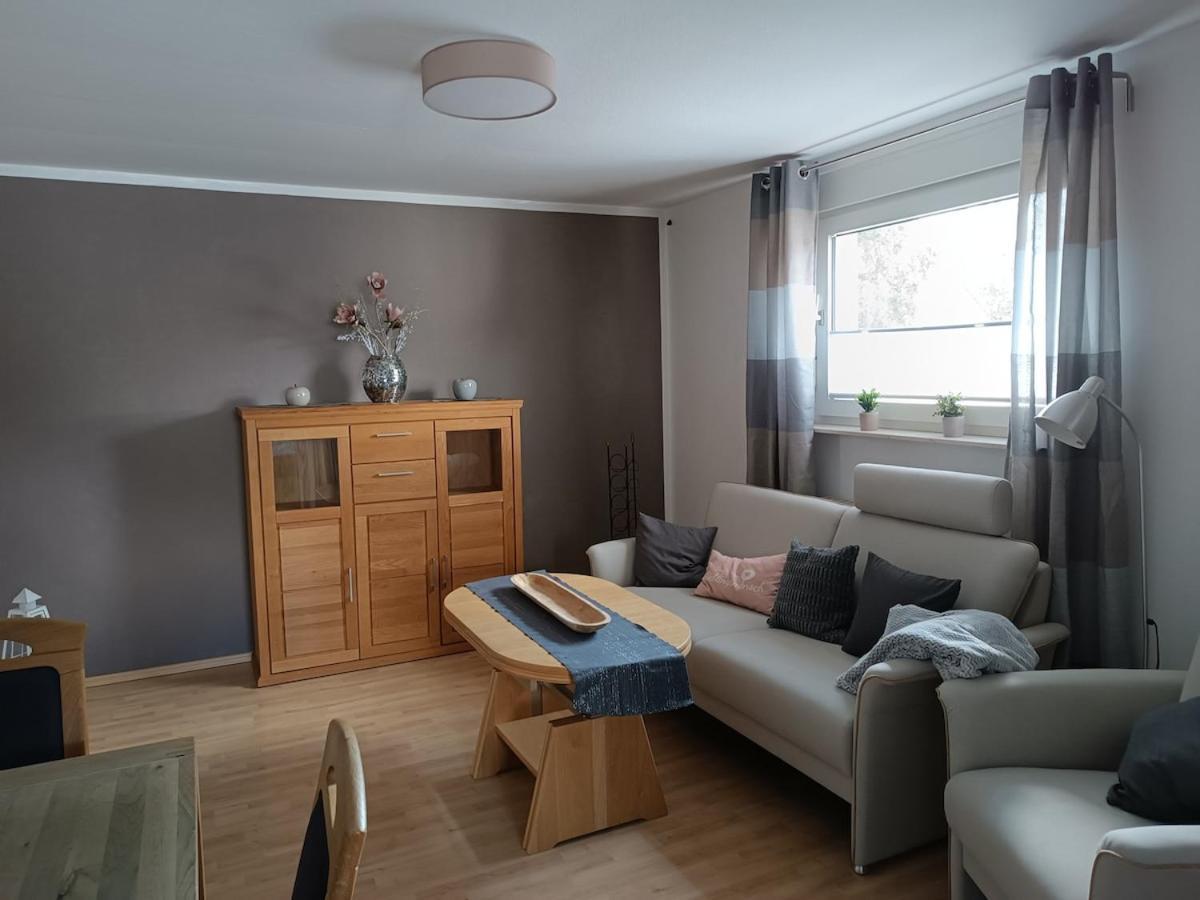 Appartement Am Stadtrand Von Minden Bagian luar foto