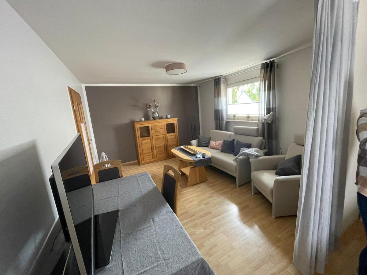 Appartement Am Stadtrand Von Minden Bagian luar foto